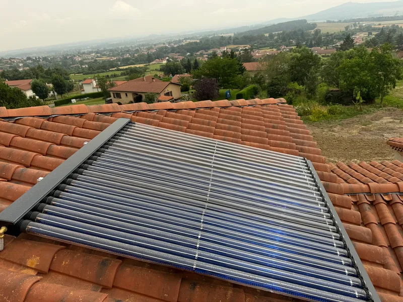 chauffage panneaux solaire tubulaire production eau chaude marcilly