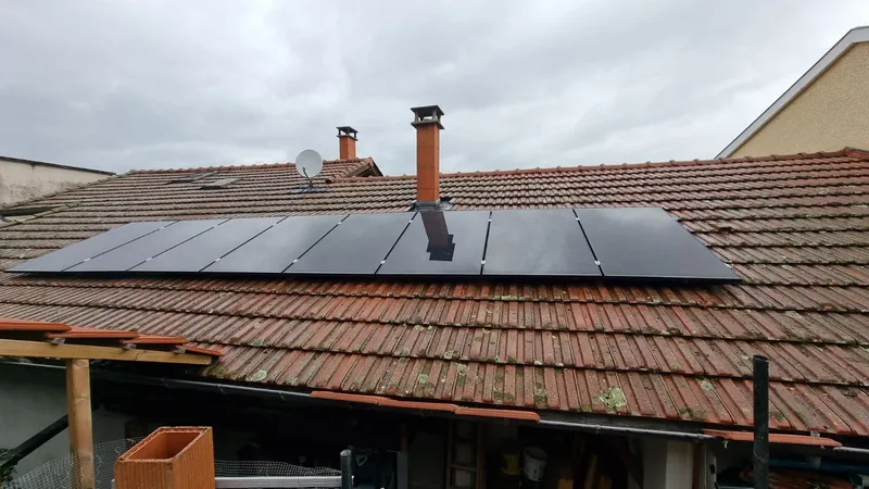 photovoltaique panneaux solaires production electricite 3600kwh an panissere 1