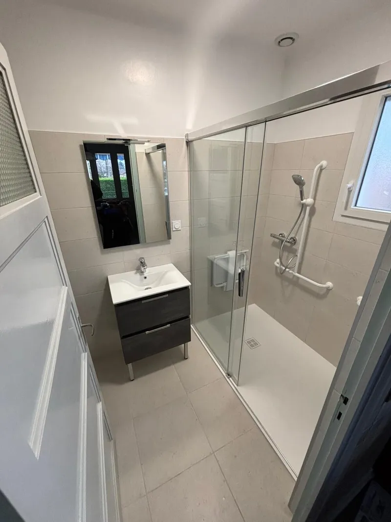 salle de bain cle en main remplacement baignoire douche pmr feurs
