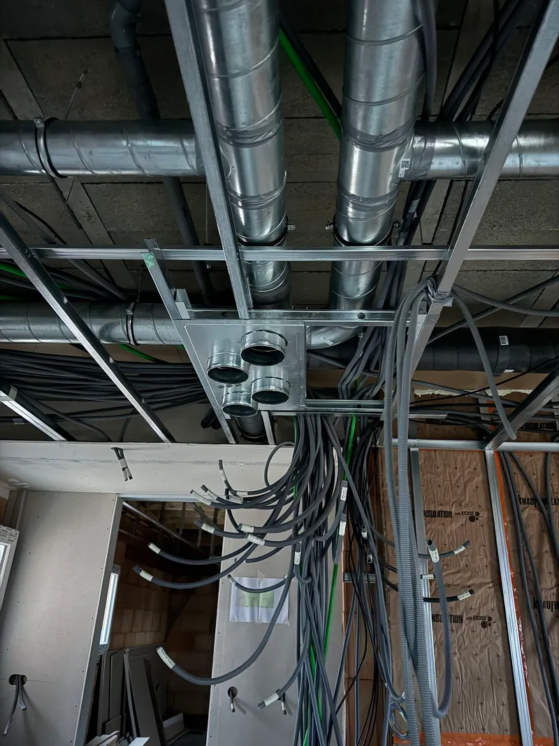 vmc system ventillation double flux dans residence marcilly